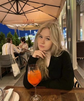 Анкета проститутки Лиза - город Майя, 19 лет, №1677