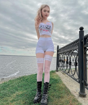 Анкета проститутки Юлия - город Майя, 18 лет, №10255